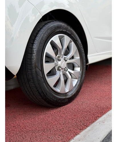 Chevrolet Onix 1.4 MPFI LT 8V FLEX 4P AUTOMÁTICO