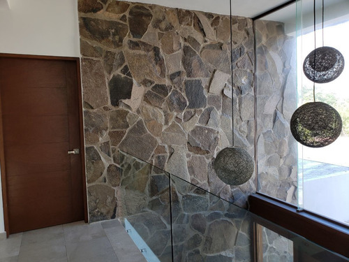 Imagen 20 de 21 de Casa Con Diseño Unico En Lagos Del Sol Cancun