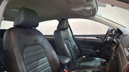 Volkswagen Passat 2.5 Comfortline