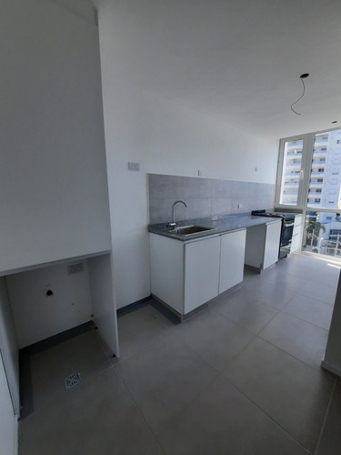 Imagen 10 de 24 de Departamento 3 Ambientes Venta Cochera Seguridad