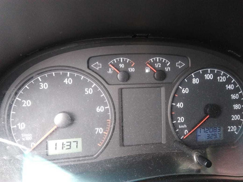 Polo Sedan 2005 1.6 Total Flex 4p Preto