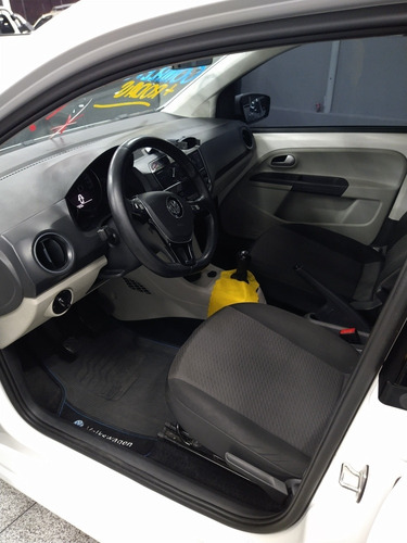 Imagem 13 de 15 de Volkswagen Up! 2018 1.0 Move 5p