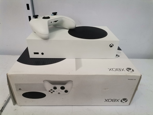 Xbox One Series S De 512gb Con Accesorios En Caja.