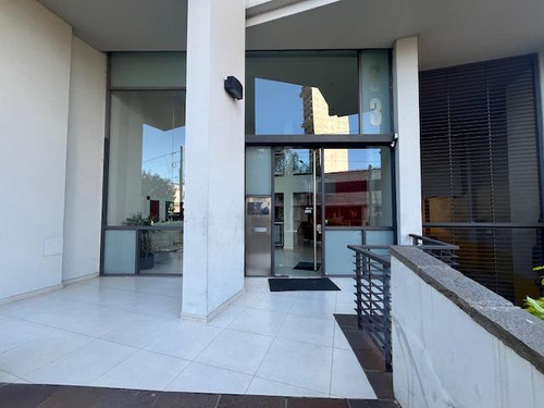 Departamento En Lomas De Zamora
