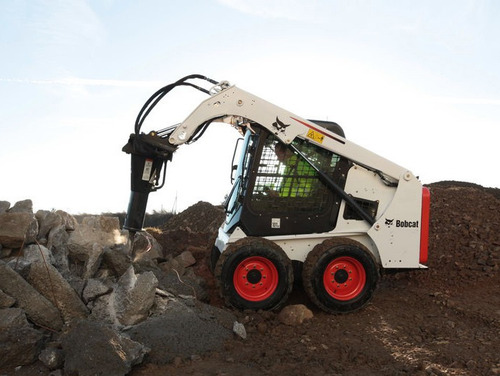Imagen 2 de 18 de Minicargadora Bobcat, Desde