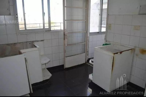 Imagen 5 de 11 de Departamento 3 Ambientes Venta Ramos Mejía Permuta