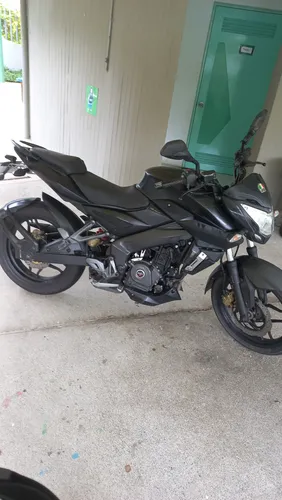Pulsar Ns 200 Negro Mate