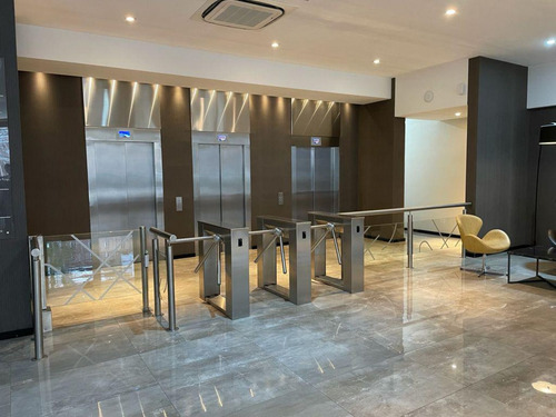 Alquiler Oficina Ciudad Ribera Unidad 01-01