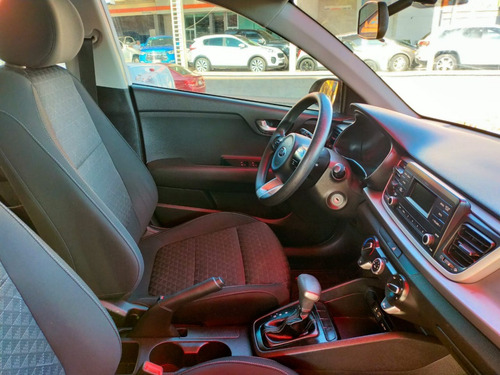 Imagen 14 de 14 de Kia Rio Xl 2018