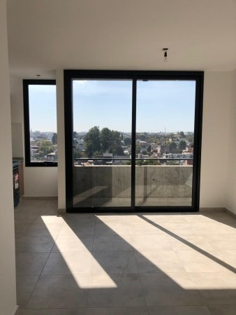 Imagen 2 de 6 de Venta - Dos Ambientes - Oportunidad - Martín Coronado - Financiación