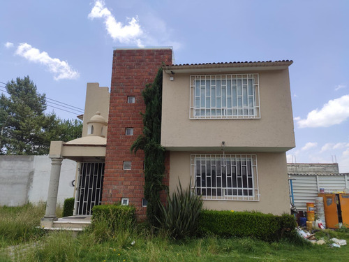 Venta De Terreno Para Desarrolladores 1950m2 En Ocotitlan Metepec