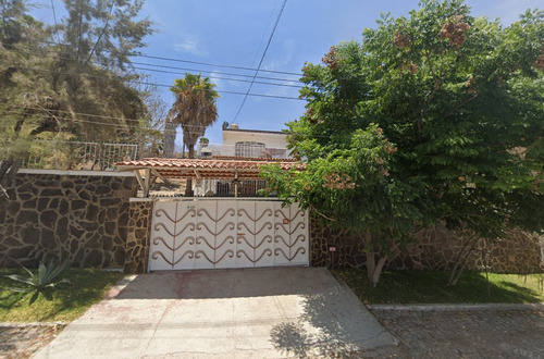 Gran Oportunidad De Inversion - Casa Adjudicada - Cardenal 66, Chapala Haciendas, Jal, México