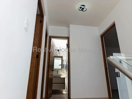 Zákia, Renta - Casa Con Cuarto De Tv, 3 Recámaras, Amenidades