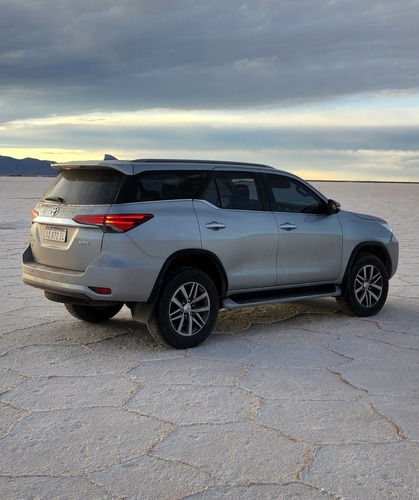 Imagen 3 de 3 de Toyota Sw4 2019 2.8 Srx 177cv 4x4 7as At