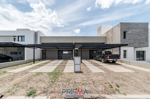 Imagen 18 de 19 de Duplex En Venta. 2 Dormitorios. Prados De Manantiales.