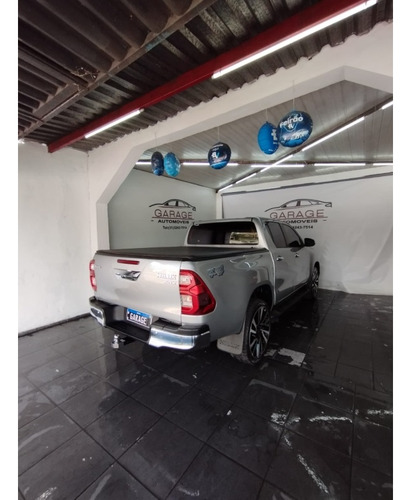 Toyota Hilux 2.8 SRV 4X4 CD 16V DIESEL 4P AUTOMÁTICO
