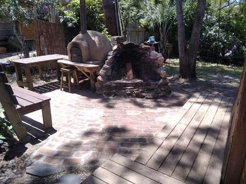 Cabaña De Madera En Anaconda Zona De Bosques Cerca De Playa