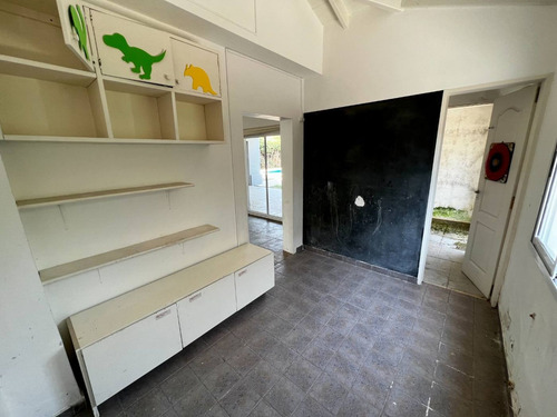 Imagen 22 de 30 de Venta Casa Los Jazmines Pilar Del Este Oportunidad