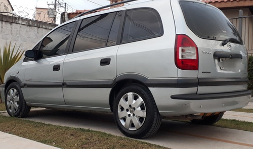 Imagem 3 de 8 de Chevrolet Zafira 2009 2.0 Expression Flex Power Aut. 5p