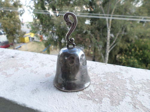 Imagen 2 de 6 de Campana Antigua Bronce Baño Plata