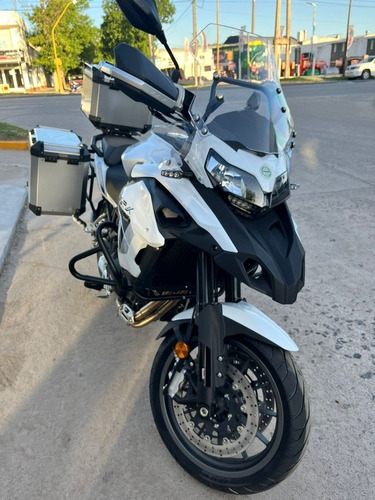 Imagen 4 de 5 de Benelli 502 X
