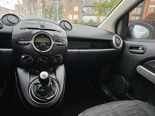 Mazda 2 1.5 15hm8
