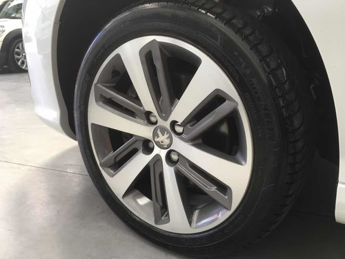 Peugeot 308 1.6 Feline Thp