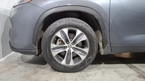 Toyota Highlander 3.5 XLE AUTO