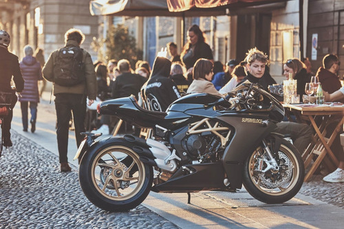 Imagen 9 de 9 de Mv Agusta Superveloce 800. Financiacion Bancaria Bbva!