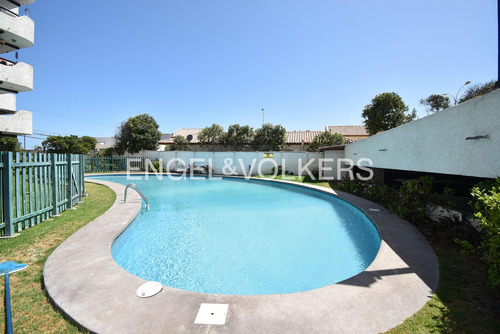 Venta De Departamento En La Avenida Del Mar