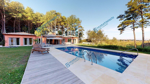 Toscana Style House