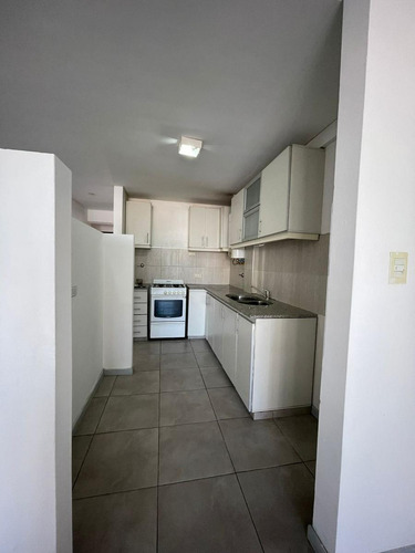 Departamento 4 Ambientes Con Balcón Al Frente, Lavadero Y Cochera - Wilde