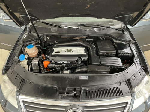Volkswagen Passat 2.0t Fsi Año 2009 Color Azul