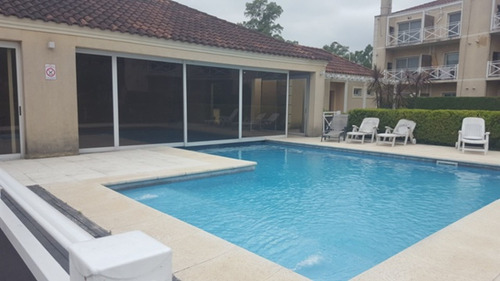 Triplex En Alto Del Molino Pilar