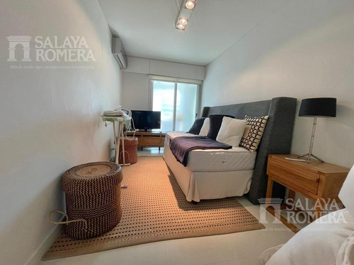 Imagen 15 de 28 de Venta - Apartamento De Categoria , Primera Linea Brava Sap4325120.