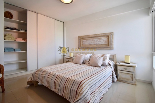 Apartamento En La Brava De 3 Baños, 3 Dormitorios, Kit, Lavadero, Living Comedor, Office, Baño De Servicio, 2 Suites. Consulte!!!!!!!- Ref: 2012