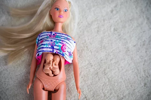 Boneca Yalili Grávida Gêmeos Articulada Estilo Barbie Lacrada Bebê