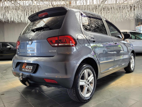 Volkswagen Fox 1.6 16v Msi Highline Total Flex I-motion 5p