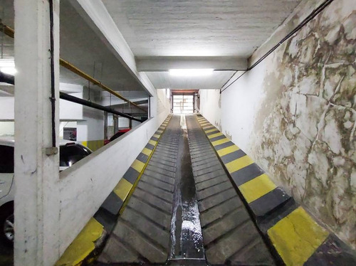 Imagen 23 de 26 de Venta De Departamento 4 Ambientes Con Balcon En Nuñez