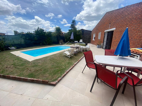 1234-20 - Casa En Punta Colorada Para 12 Personas, Con Piscina.