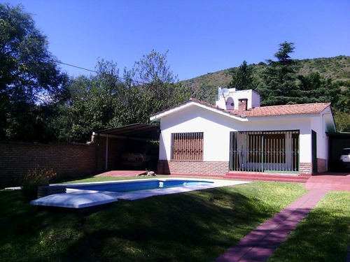 Villa Carlos Paz, B° Jose Muñoz, Casa En Venta! Cod C006