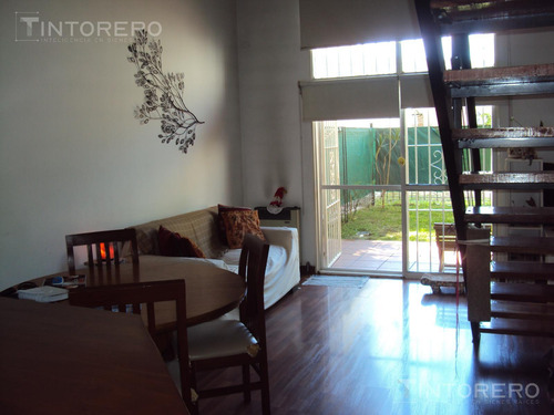 Depto. En Venta En Carapachay, Dos Ambientes Con Jardín Y Cochera