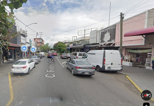 Local Comercial Ubicado En Colonia Guadalajara Jalisco, Con 155m2. A Unos Minutos Del Tianguis De Medrano.