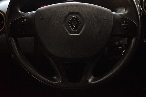 Imagen 10 de 15 de Renault Duster 2.0 Ph2 4x2 Privilege 143cv 2018