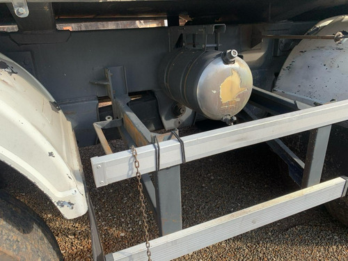 Tanque Vanderleia 6 Bocas Boton 40 M/l S/ P Tanq Moraes 2015