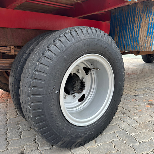 Mb 1113 4x2 Carga Seca