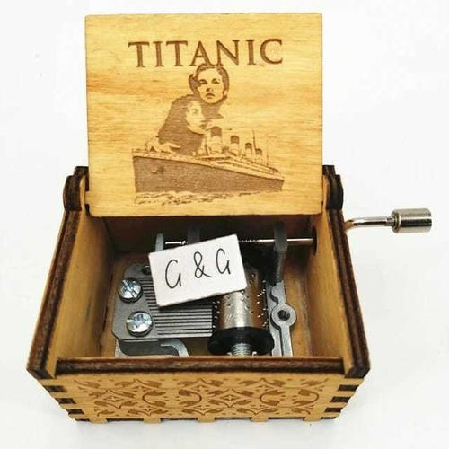 Caja Musical Madera Titanic Jack Y Rose Manivela