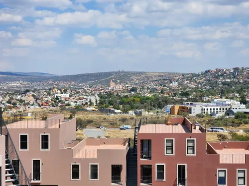 Departamento En Renta, Vistas 360 A La Ciudad, Con Alberca, Todo Incluido En San Miguel De Allende