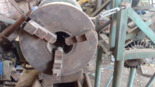 Torno Paralelo 3000mm 4hp 900rpm Con Accesorios (Usado)