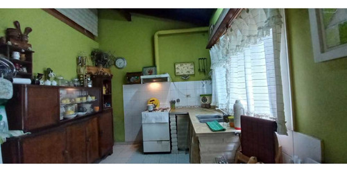 Venta Casa Multifamiliar 2 Casas + 3 Locales +2 Deptos